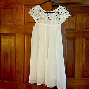 Double‎ Zero White dress. Size small